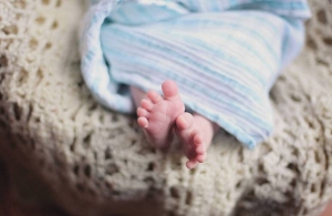 Приховувала вагітність: подробиці загибелі немовля в селі на Житомирщині