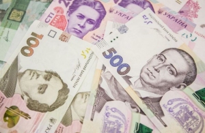 У Житомирі судитимуть злочинну групу, що вкрала з банківський рахунків 14 млн грн