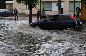 Затоплення вулиці Покровської: в міськраді шукають шляхи вирішення проблеми