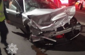 У Житомирі не розминулися KIA та BMW: фото з місця аварії
