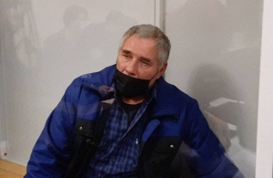 «Житомирський стрілок» Анатолій Захаренко на суді заявив, що захисники не дають йому сказати правду