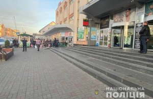 У Житомирі втретє за тиждень «замінували» торговельний центр на Житньому