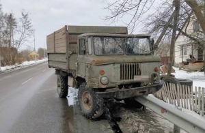На Житомирщині злочинці потрапили у ДТП на викраденій вантажівці