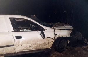 Двоє людей загинули в ДТП на Житомирщині: авто злетіло з дороги у водойму