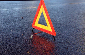 У Житомирській області зіштовхнулись два автомобіля: будьте обережні, на дорогах ожеледиця!
