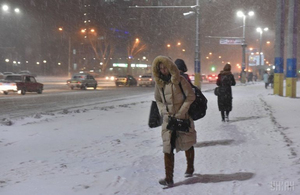 Мокрий сніг та ожеледиця на дорогах: житомирян попереджають про погіршення погодних умов