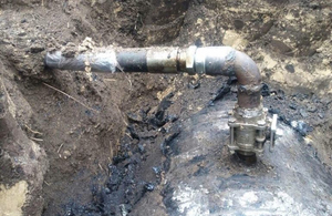 На нафтопроводі «Дружба» в Житомирській області знайшли незаконну врізку. ФОТО