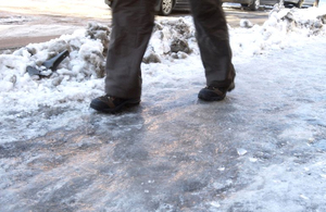 Більше 1000 травмованих за місяць. Житомиряни вимагають негайно очистити тротуари від льоду