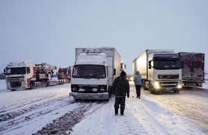 Через сильний снігопад на Житомирщині можуть обмежити рух вантажівок
