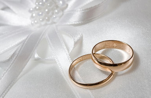 14 лютого закохані житомиряни зможуть зареєструвати шлюб вночі