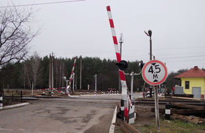 Чергова смерть на залізниці: на Житомирщині велосипедист потрапив під потяг. ВІДЕО