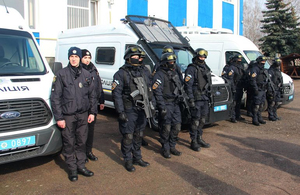 Поліція Житомирщини отримала нові автомобілі та зброю. ФОТО
