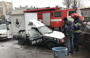 У Житомирі загорілася кав'ярня на колесах: пожежні запобігли вибуху