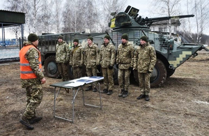 Курсанти-десантники з Одеси проходять бойову підготовку на житомирському полігоні. ФОТО