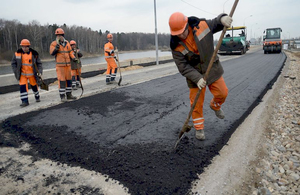 В ОДА кажуть, на 60-ти кілометрах доріг Житомирщини ведуться ремонтні роботи