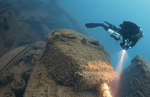 Заради видобутку щебеню в Малині хочуть викачати унікальне озеро з підводним музеєм. ВІДЕО