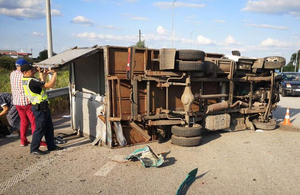 На Житомирщині не розминулися вантажівка і мікроавтобус, є постраждалі. ФОТО