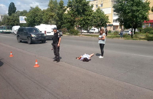 ДТП у Житомирі: жінка потрапила під колеса авто, переходячи жваву магістраль. ФОТО