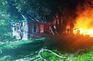 Батько та син загинули під час пожежі в будинку на Житомирщині