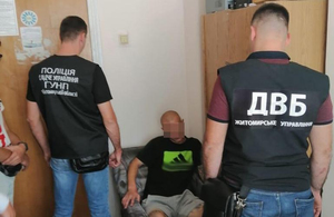 «Порєшать» не вийшло: в Житомирі за пропозицію хабара полісменам затримали хлопця