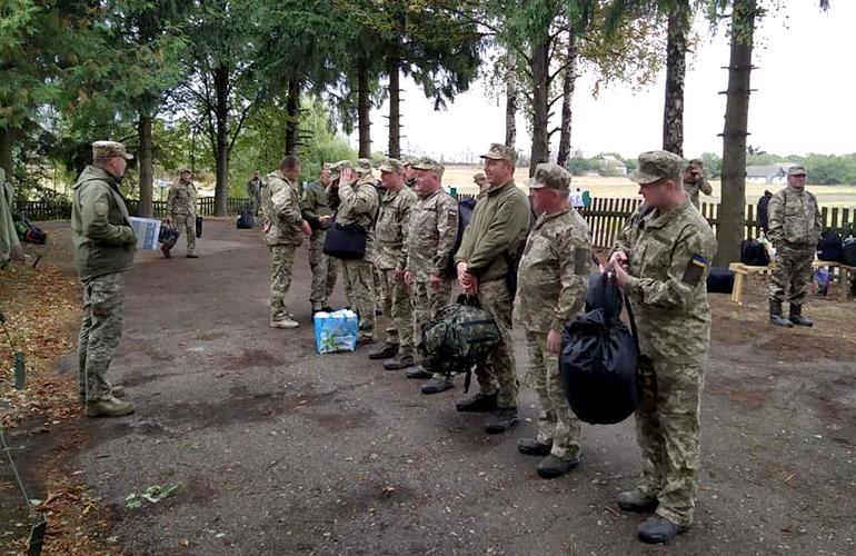 Жителів Житомирщини просять не панікувати: розпочалися масштабні збори військових