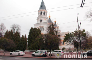 Вибухівку не виявлено: поліція шукає жартівника, який «замінував» собор і лікарню в Житомирі