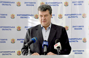 Голова Житомирської ОДА критикував колег через великі вихідні допомоги, а сам отримав понад 400 тисяч