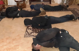 Житомирські поліцейські з перестрілкою затримали банду грабіжників. ФОТО