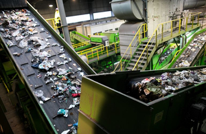 Сухомлин не виконав обіцянку побудувати сміттєпереробний завод у Житомирі до кінця 2019 року