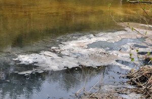 Поки чиновники розбираються у кабінетах, фабрика у Понінці продовжує забруднювати річки Житомирщини