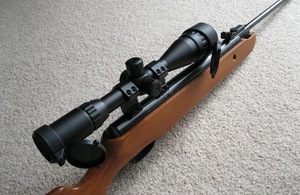 Малолітній снайпер: у Житомирі 10-річний хлопчик вистрілив з гвинтівки у перехожого
