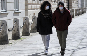 Документи з собою і обов'язкові маски: Уряд посилив карантин в Україні