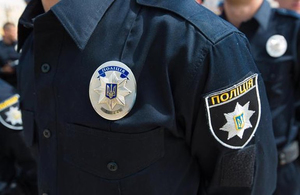 Побили та покусали: в Житомирській області судитимуть двох патрульних за напад на свого начальника