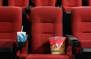 Запасайтеся попкорном: у Житомирі відновили роботу всі кінотеатри