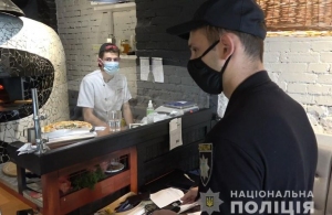 За тиждень в кафе та магазинах Житомирщини виявили майже 200 порушень карантину. ВІДЕО