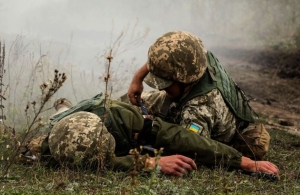 Війна на Донбасі: окупанти вбили медика, який евакуював тіло українського військового