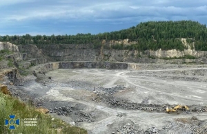 СБУ виявила у Житомирській області кар'єр, де незаконно видобували граніт. ФОТО