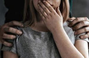 На Житомирщині чоловік зґвалтував неповнолітню доньку свого друга
