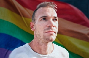 Відкритий гей, Юрій Довжан з Житомира — про гомофобію в місті та ставлення до ЛГБТ