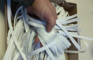 Пенсіонер з Житомира обміняв 40 тис. грн на конверт з папером: поліція розшукує шахраїв