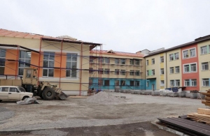 У Житомирській області вандали напали на гімназію, в якій триває капремонт. ФОТО