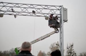 На Житомирщині незабаром запрацює перша «розумна» система зважування вантажівок у русі