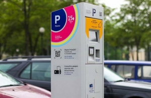 Влітку 2021 року в Житомирі з'являться платні парковки – Сухомлин
