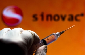 Україна закупить китайську вакцину проти COVID-19: що про неї відомо