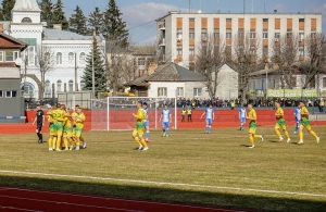 Феноменальний гол Шевченка не допоміг «Поліссю» обіграти «Кристал»: огляд матчу
