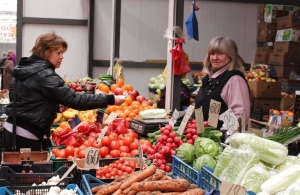 На ринки Житомирщини не допустили 3 тонни овочів з нітратами. Як зменшити кількість шкідливих речовин