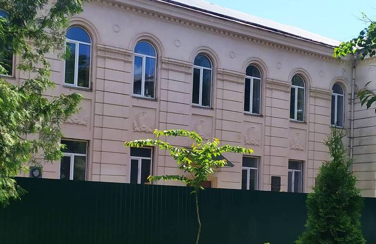 В Житомире начинают ремонт аварийного корпуса гимназии №23: на работы потратят 28,2 млн грн