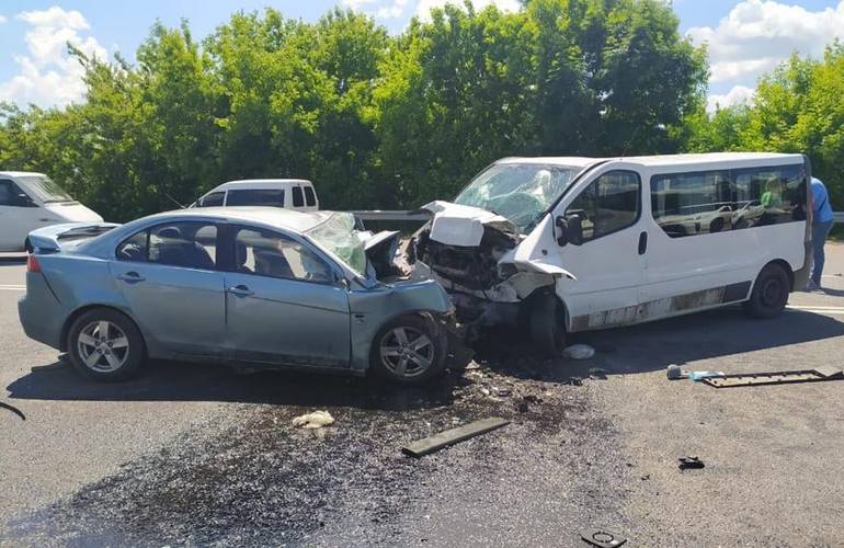 В больнице скончался водитель, который травмировался в ДТП под Житомиром