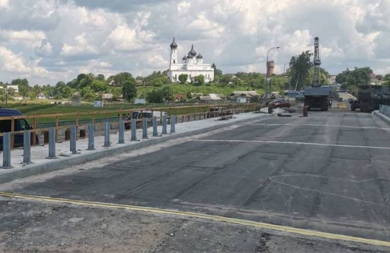 Укравтодор показал, как продвигается ремонт моста на севере Житомирской области. ФОТО