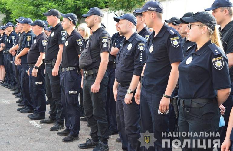 На улицы Житомира вышли дополнительные патрули полиции